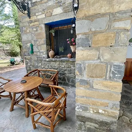 Semesterbostad Dos Lucas Oros Bajo